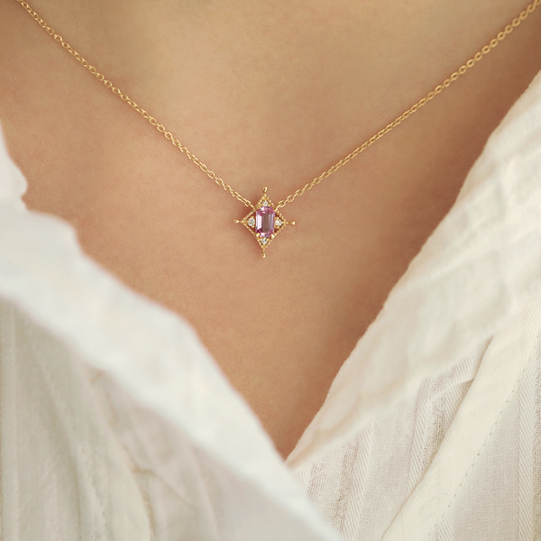 Melee Diamond, Pink Sapphire Paris Necklace 18K 멜리 다이아몬드, 핑크 사파이어 파리스 목걸이