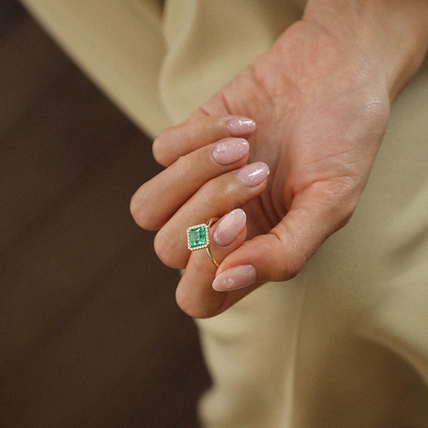 Melee Diamond, Emerald Ditto Ring 18K 멜리 다이아몬드, 에메랄드 디토 반지