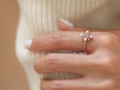 4P Freshwater Pearl, 4P Cognac Diamond, Pink Sapphire Ring 18K 4P 담수 진주, 4P 꼬냑 다이아몬드, 핑크 사파이어 반지